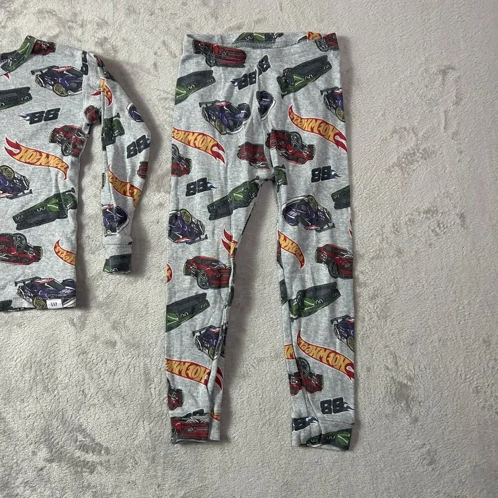 Gap Hot Wheels Organic Cotton Pj Set  4 years old